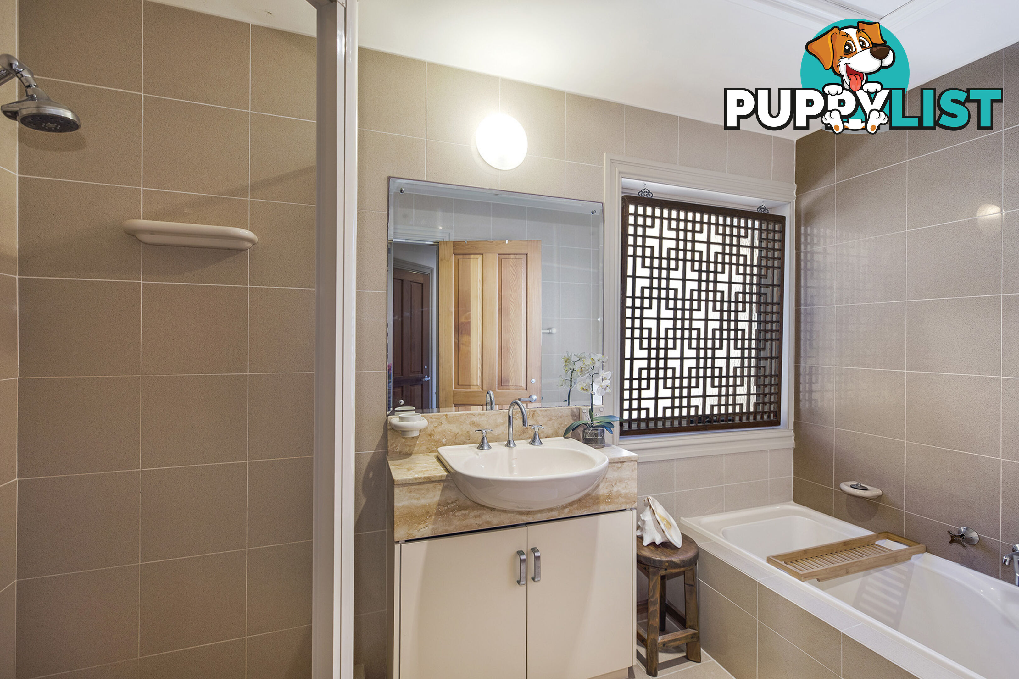 24 North Avoca Parade NORTH AVOCA NSW 2260