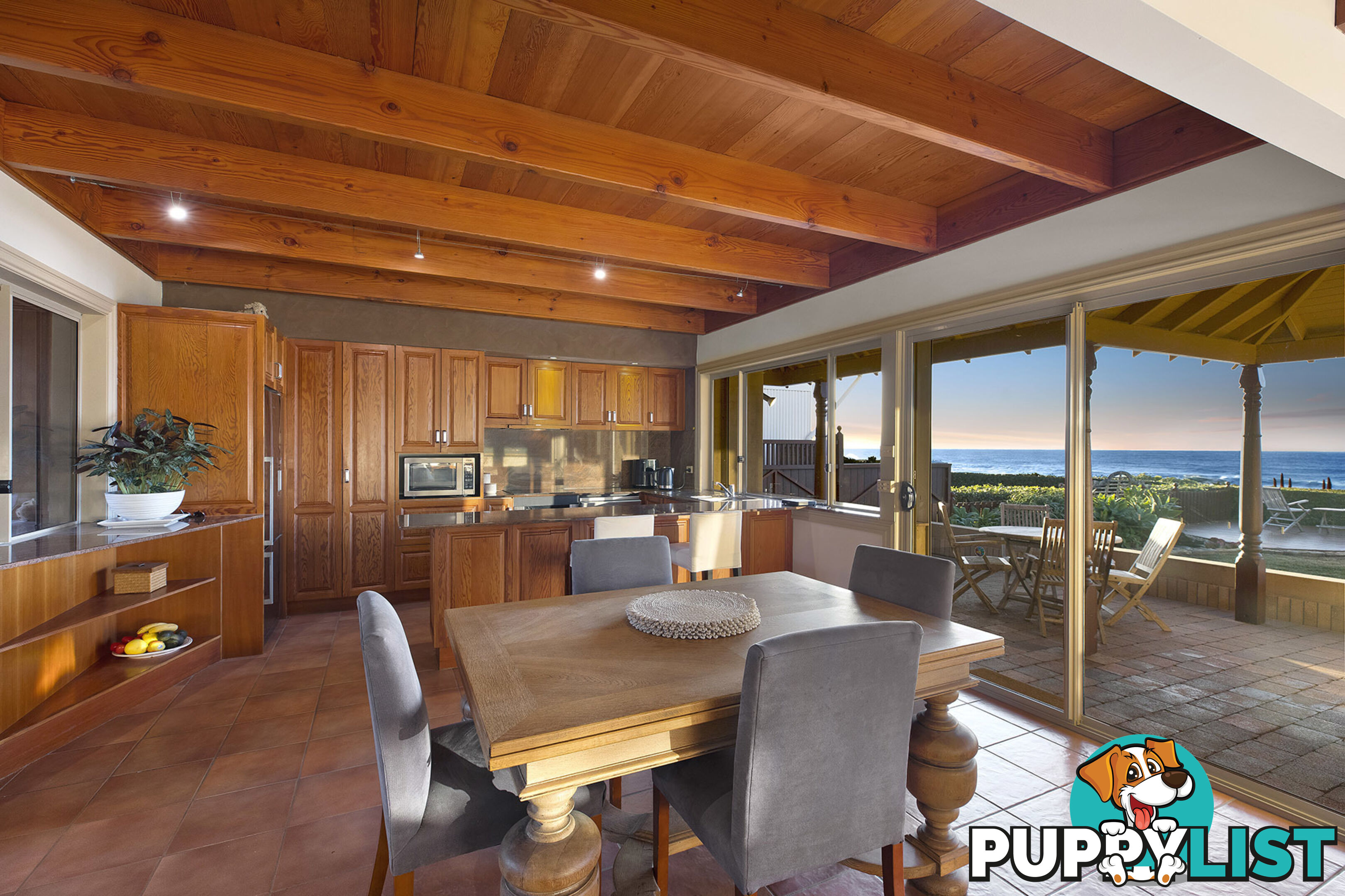 24 North Avoca Parade NORTH AVOCA NSW 2260