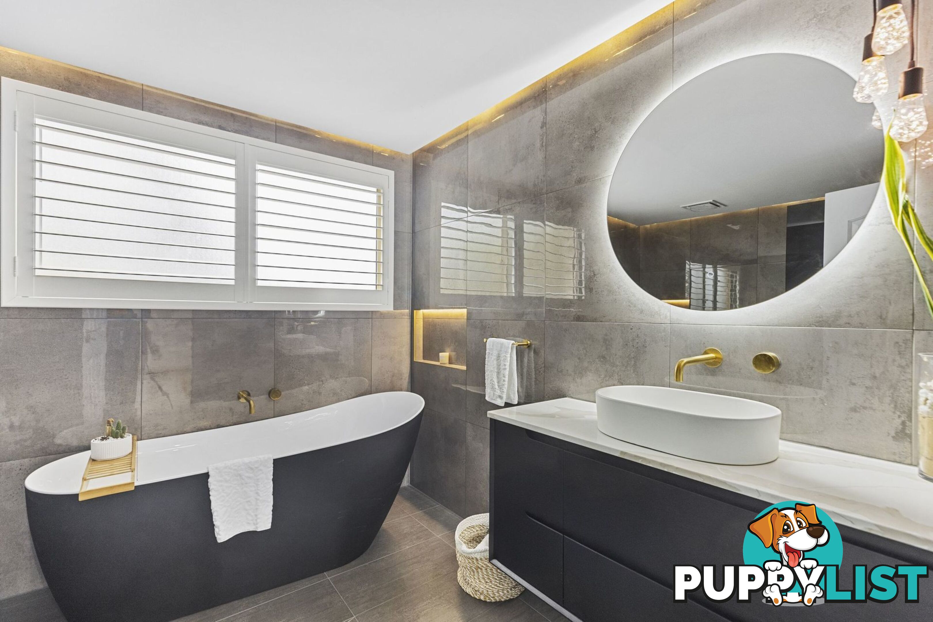 22 Charles Kay Drive TERRIGAL NSW 2260