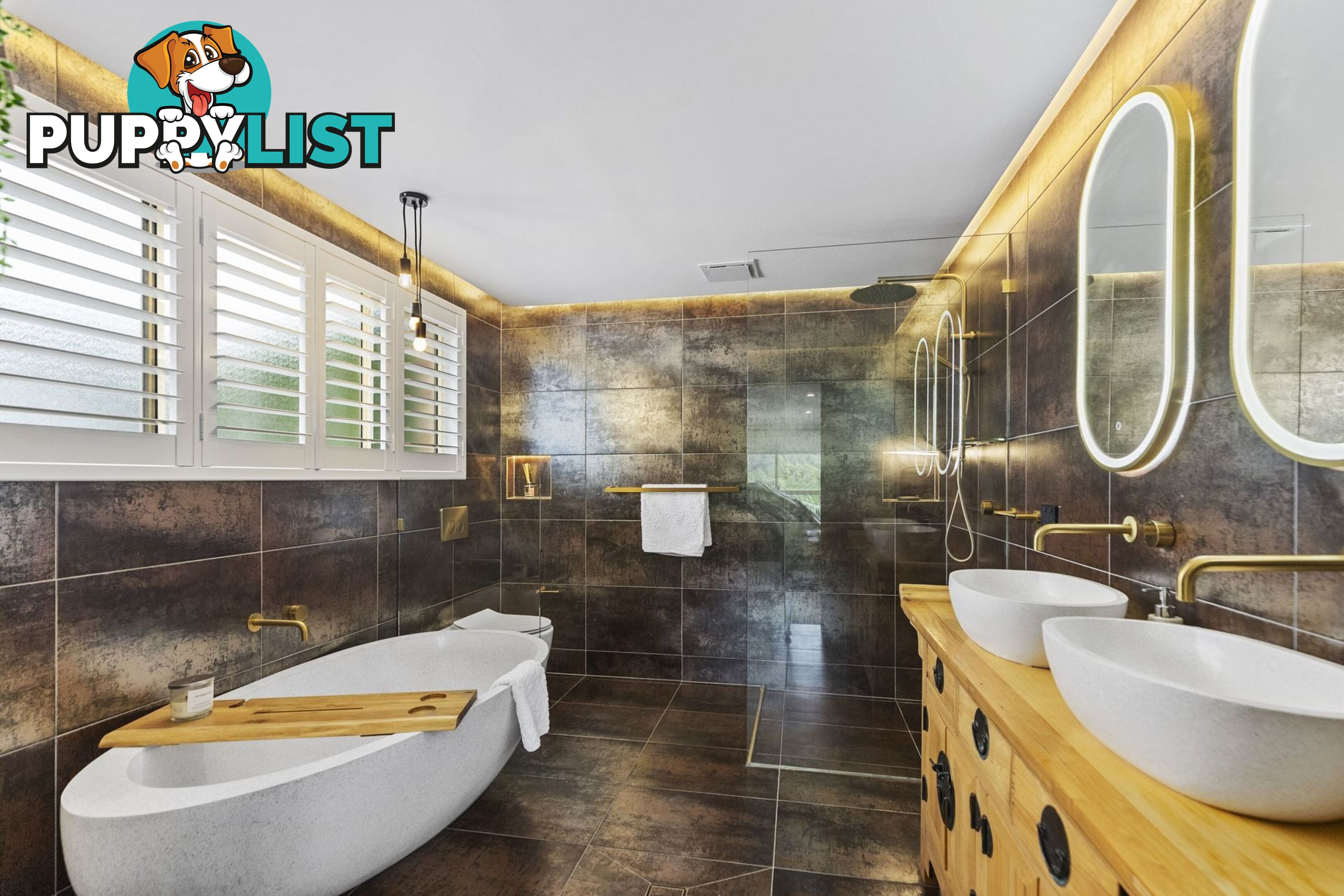22 Charles Kay Drive TERRIGAL NSW 2260