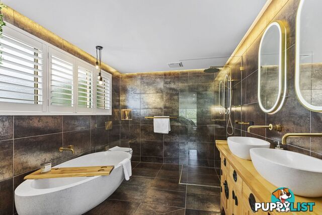 22 Charles Kay Drive TERRIGAL NSW 2260