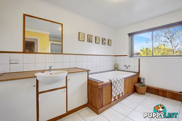 11 Marina Drive PAYNESVILLE VIC 3880