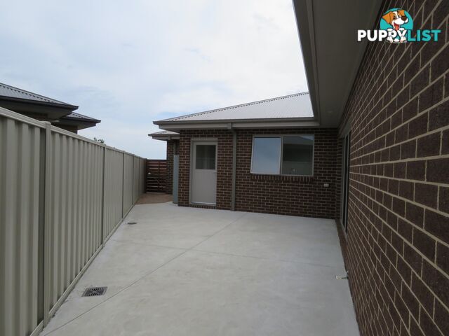 5 Eagle Bay Terrace EAGLE POINT VIC 3878