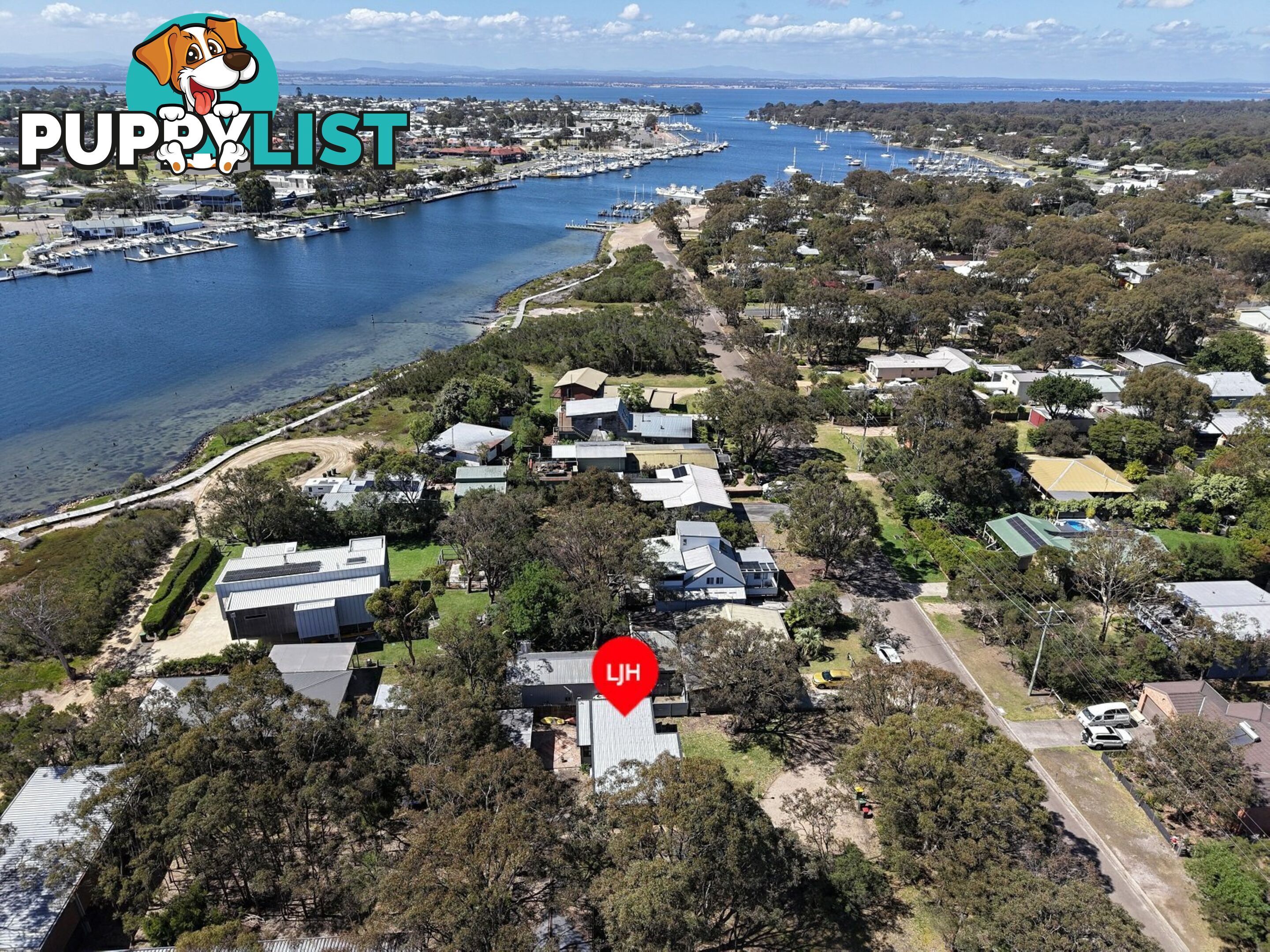 32 Fourth Avenue RAYMOND ISLAND VIC 3880