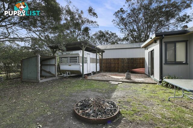 32 Fourth Avenue RAYMOND ISLAND VIC 3880