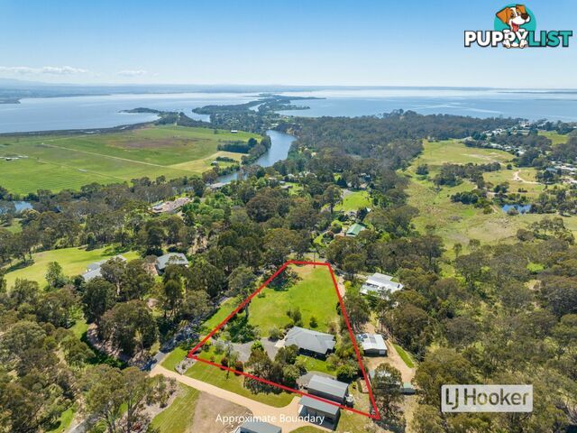 86 Mathiesons Road EAGLE POINT VIC 3878