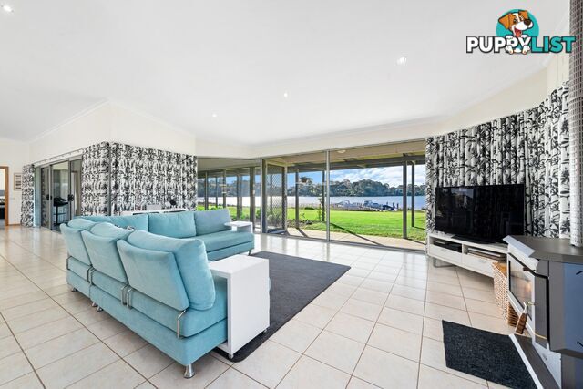 19 Lake Shore Drive NEWLANDS ARM VIC 3875