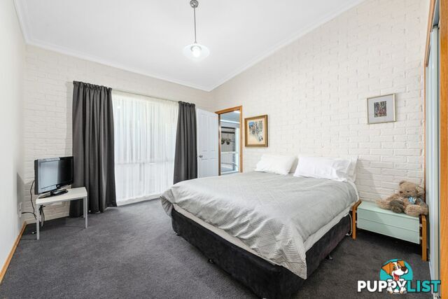 19 Lake Shore Drive NEWLANDS ARM VIC 3875