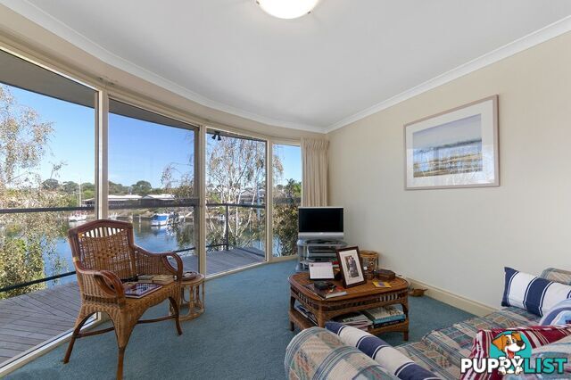 Townhouse 2/30 Aquarius Way PAYNESVILLE VIC 3880