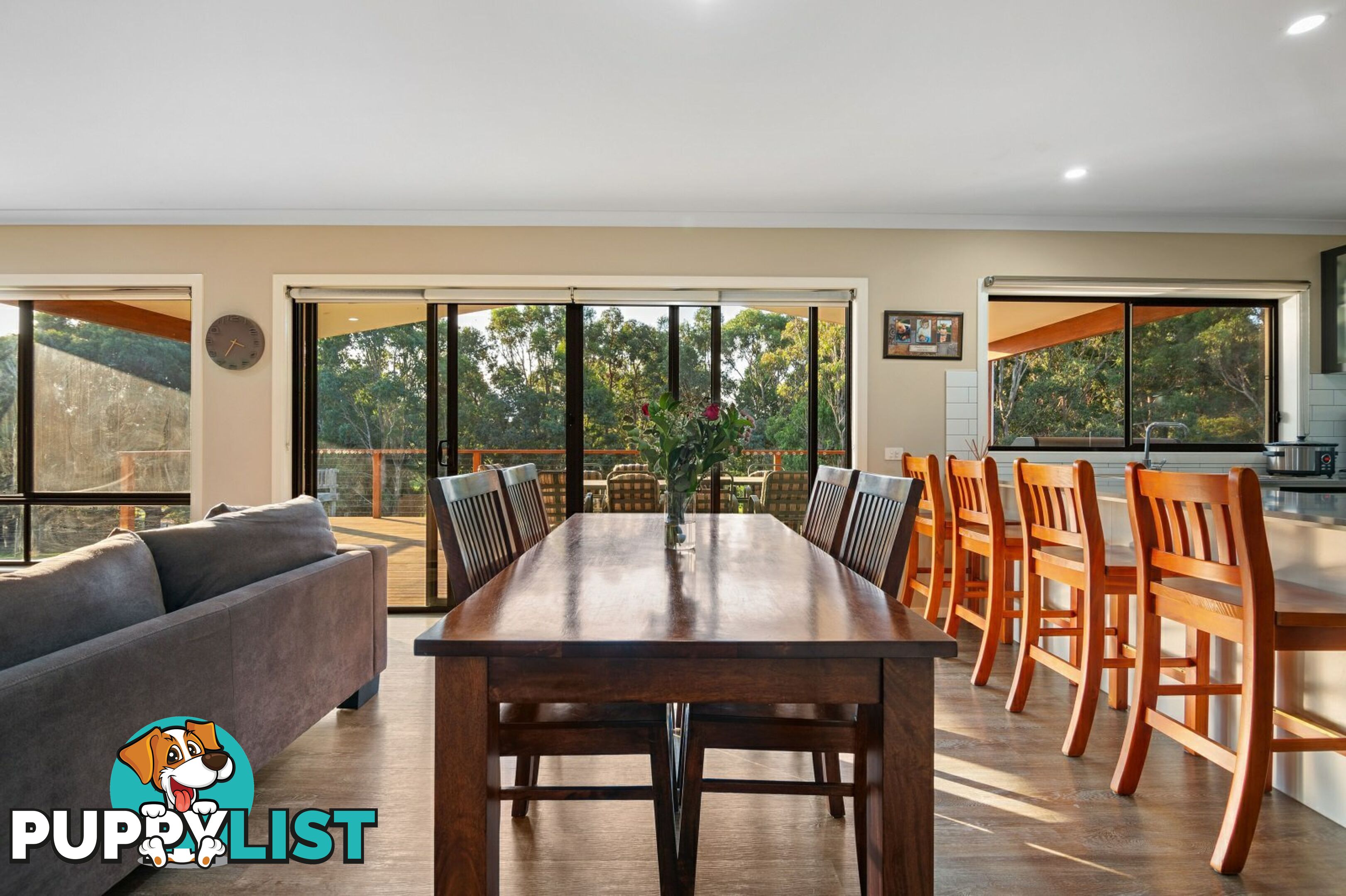 11 Besley Close METUNG VIC 3904