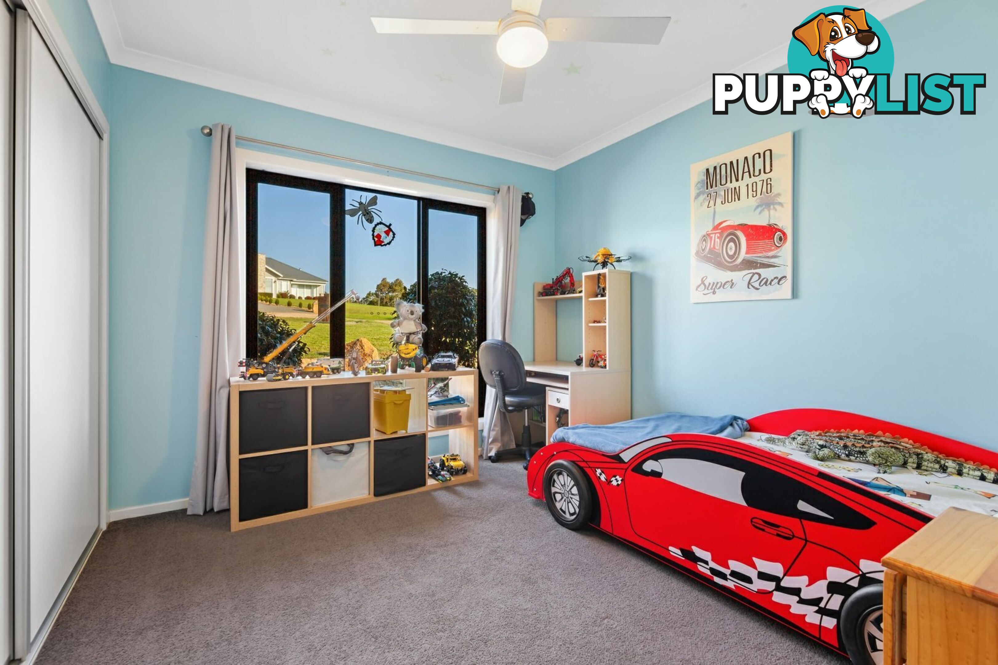 11 Besley Close METUNG VIC 3904