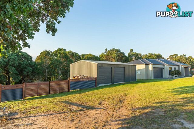 11 Besley Close METUNG VIC 3904
