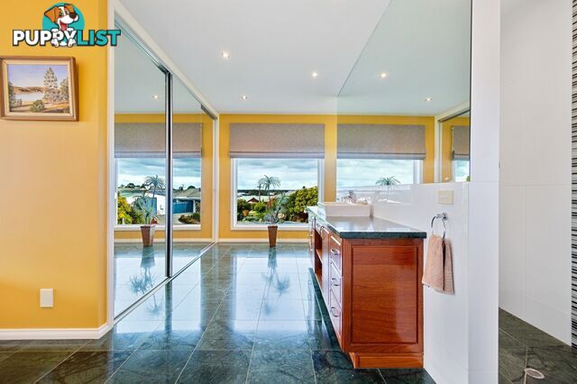4 Wisteria Place PAYNESVILLE VIC 3880