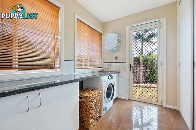 4 Wisteria Place PAYNESVILLE VIC 3880
