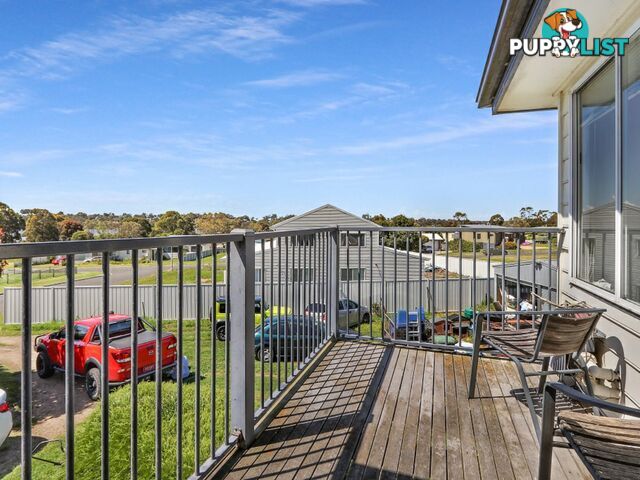 26 Crown Ridge Avenue NEWLANDS ARM VIC 3875