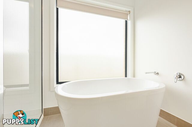 1/1 Riviera Close PAYNESVILLE VIC 3880