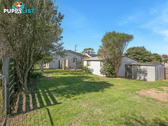 12 Bay Road EAGLE POINT VIC 3878