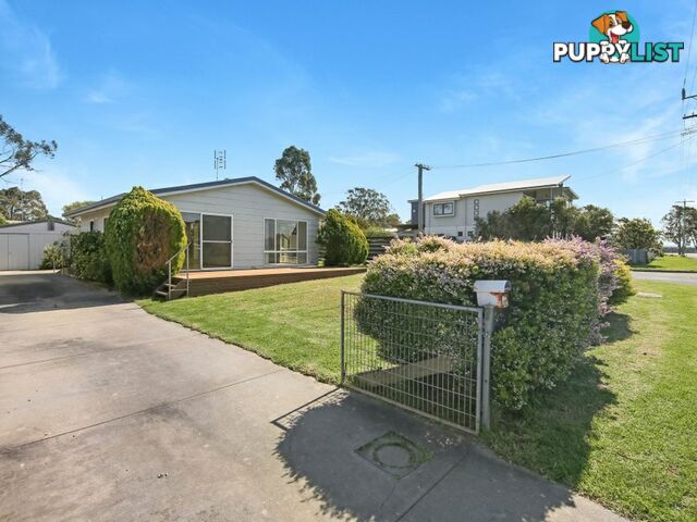 12 Bay Road EAGLE POINT VIC 3878