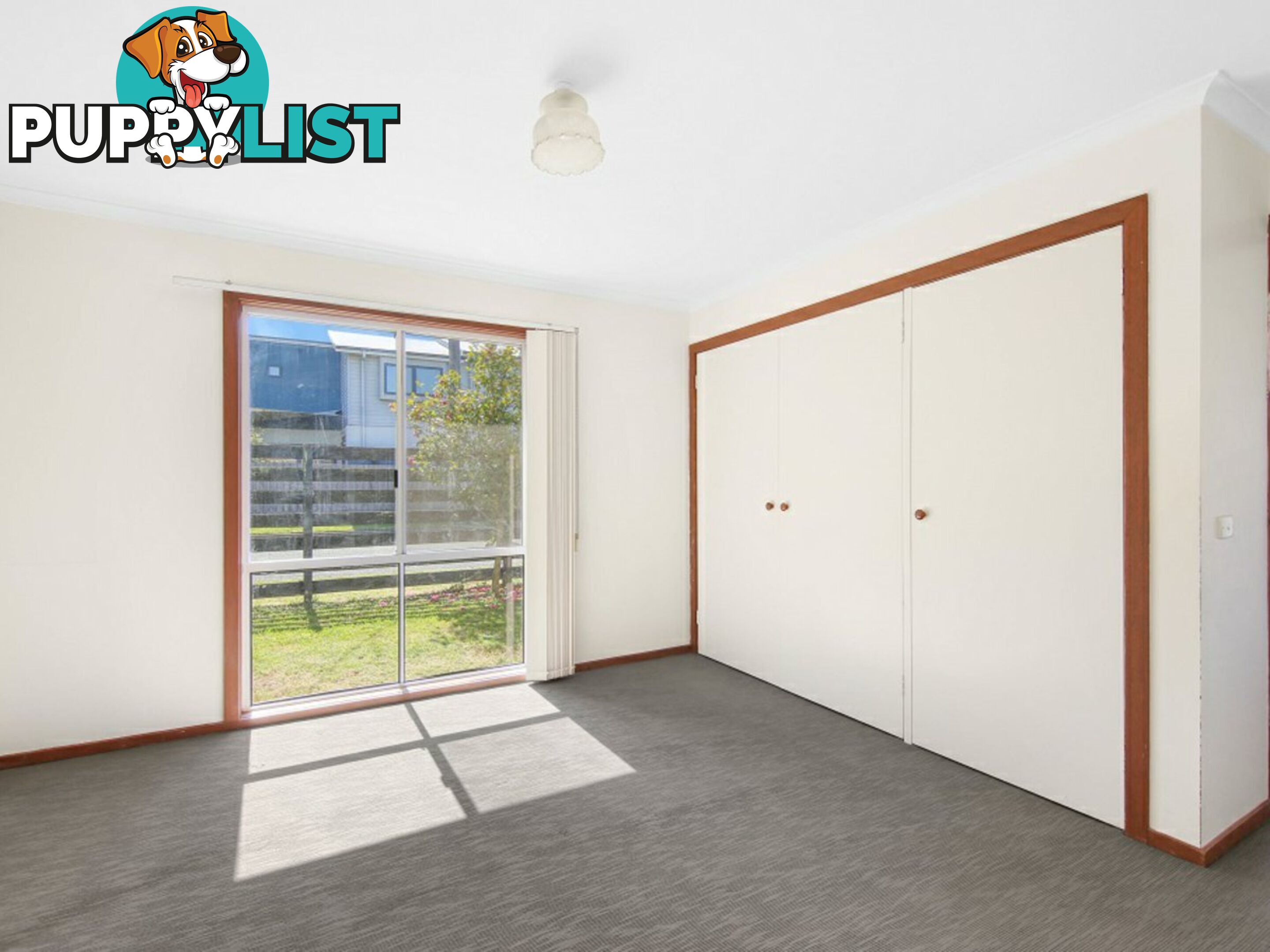 12 Bay Road EAGLE POINT VIC 3878