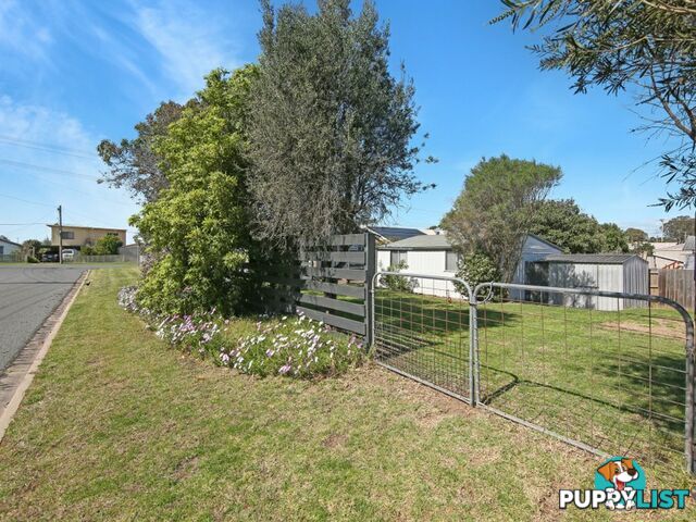 12 Bay Road EAGLE POINT VIC 3878