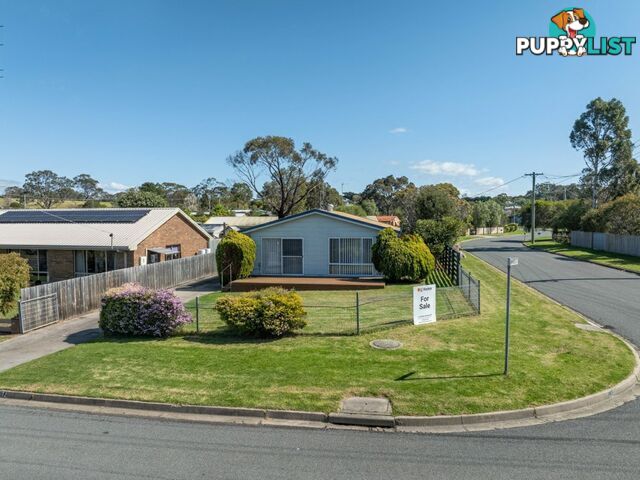 12 Bay Road EAGLE POINT VIC 3878