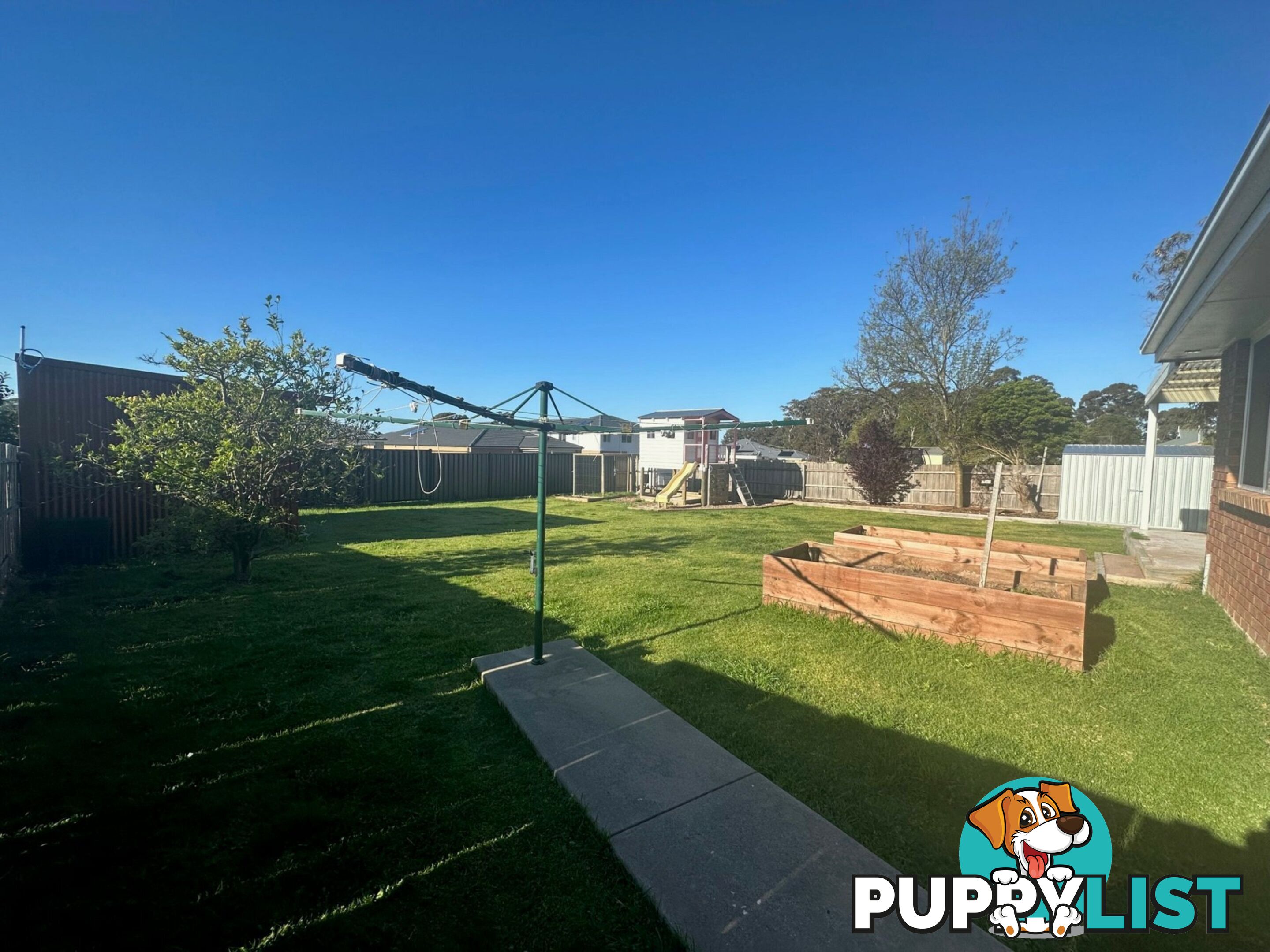 100 Newlands Drive PAYNESVILLE VIC 3880