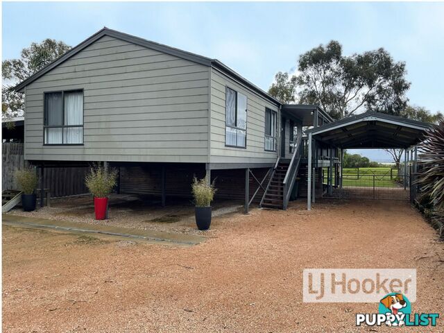 139 Bay Road EAGLE POINT VIC 3878