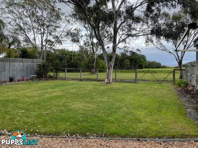 139 Bay Road EAGLE POINT VIC 3878