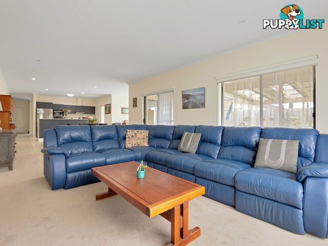 18 Sunset Boulevard PAYNESVILLE VIC 3880