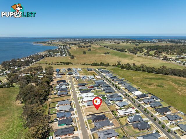 20 Houghton Crescent EAGLE POINT VIC 3878