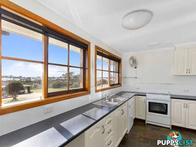 13 Fullarton Drive PAYNESVILLE VIC 3880