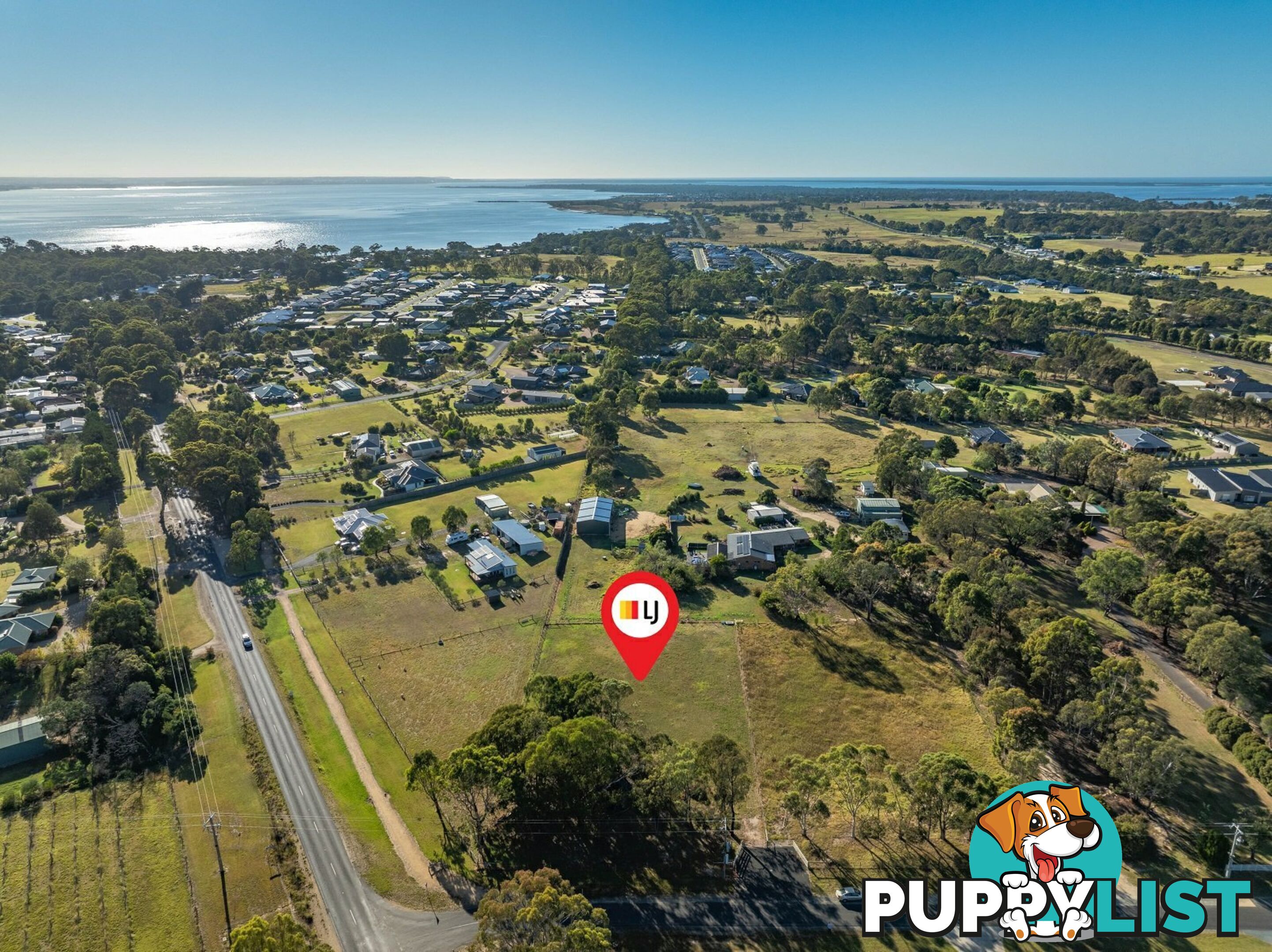 1 Lake Victoria Road EAGLE POINT VIC 3878