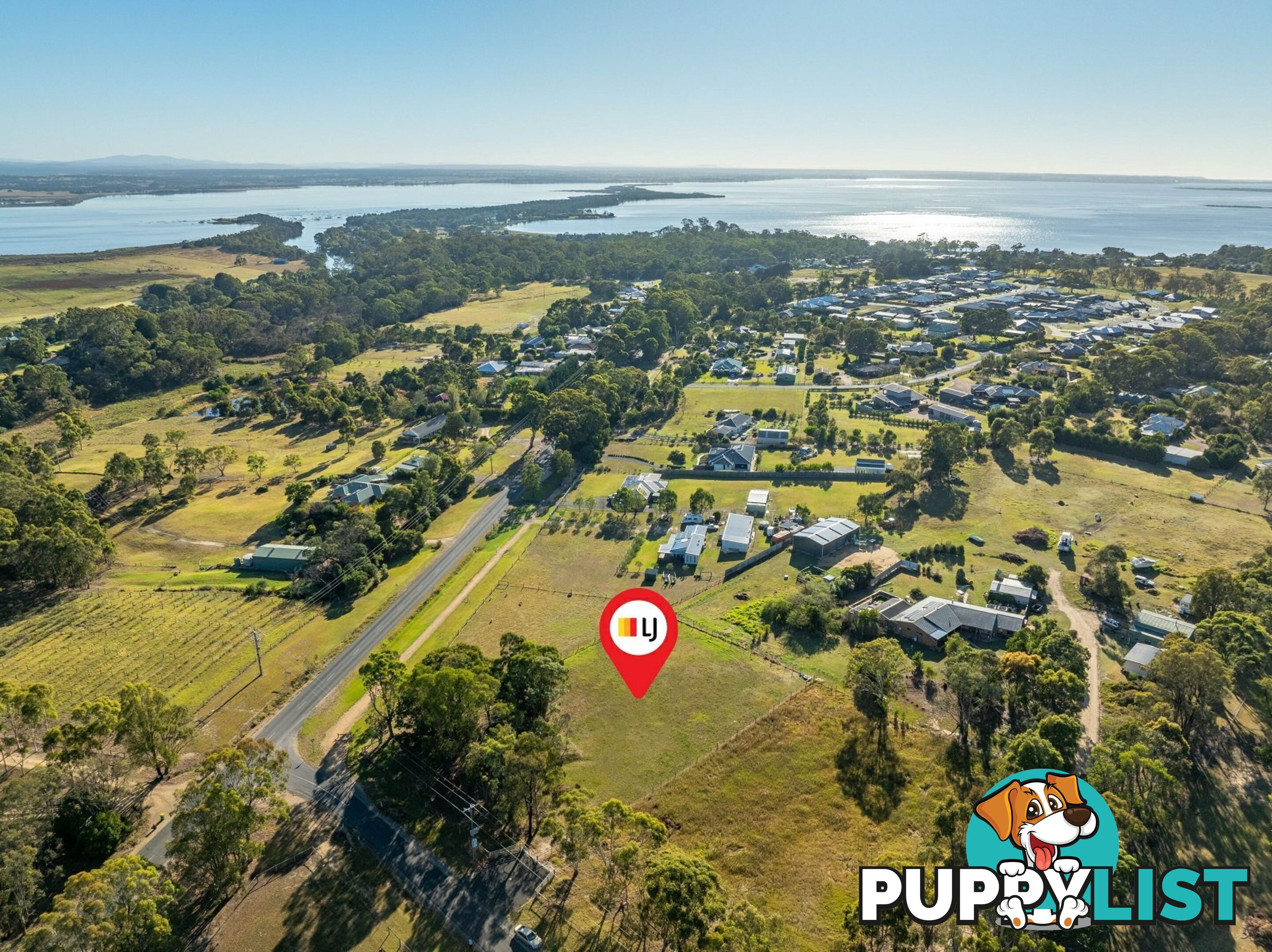 1 Lake Victoria Road EAGLE POINT VIC 3878