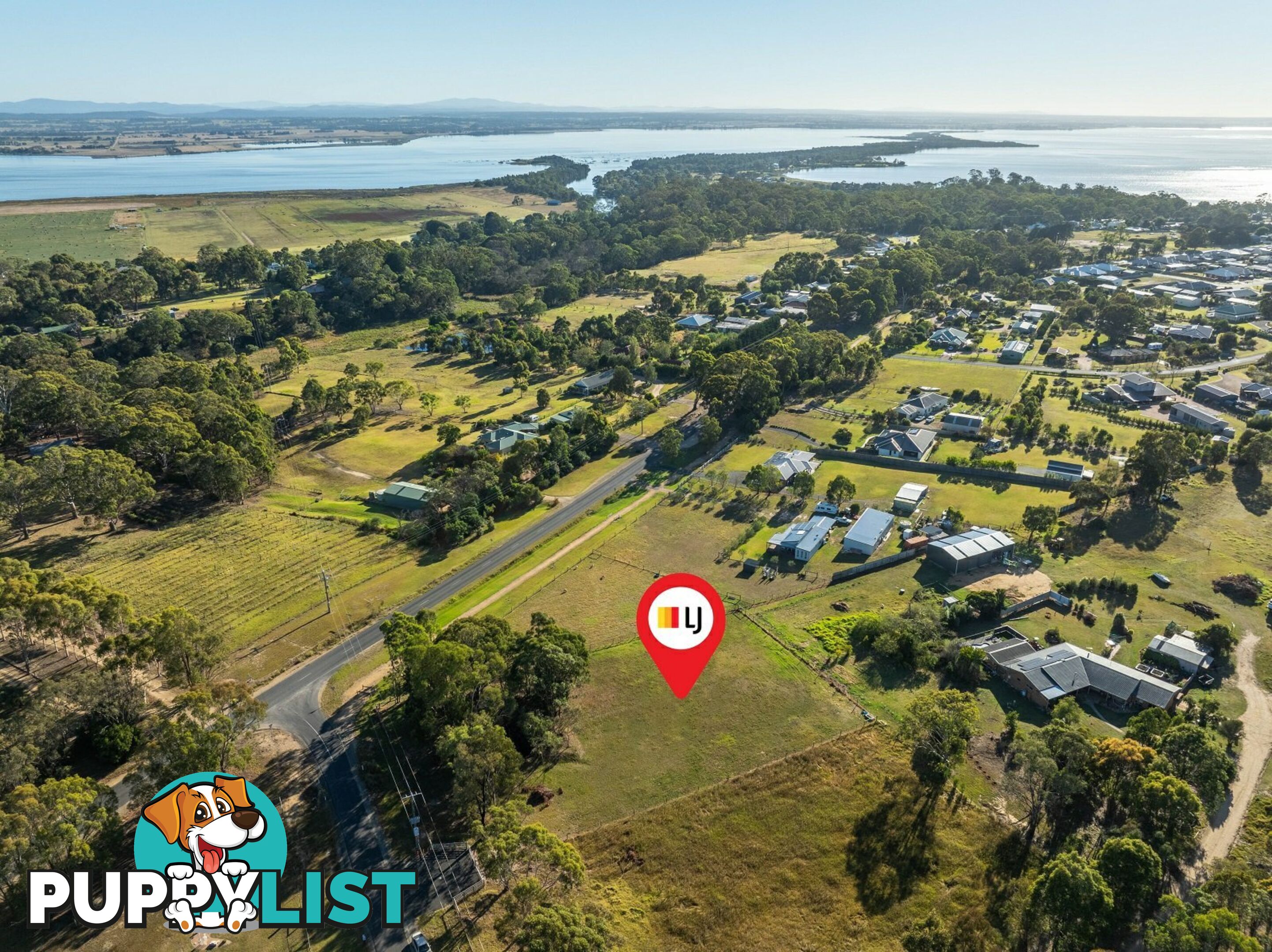 1 Lake Victoria Road EAGLE POINT VIC 3878