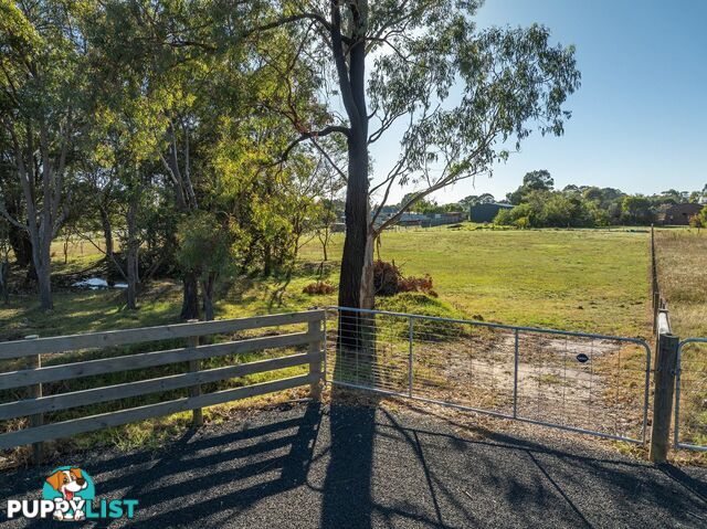 1 Lake Victoria Road EAGLE POINT VIC 3878