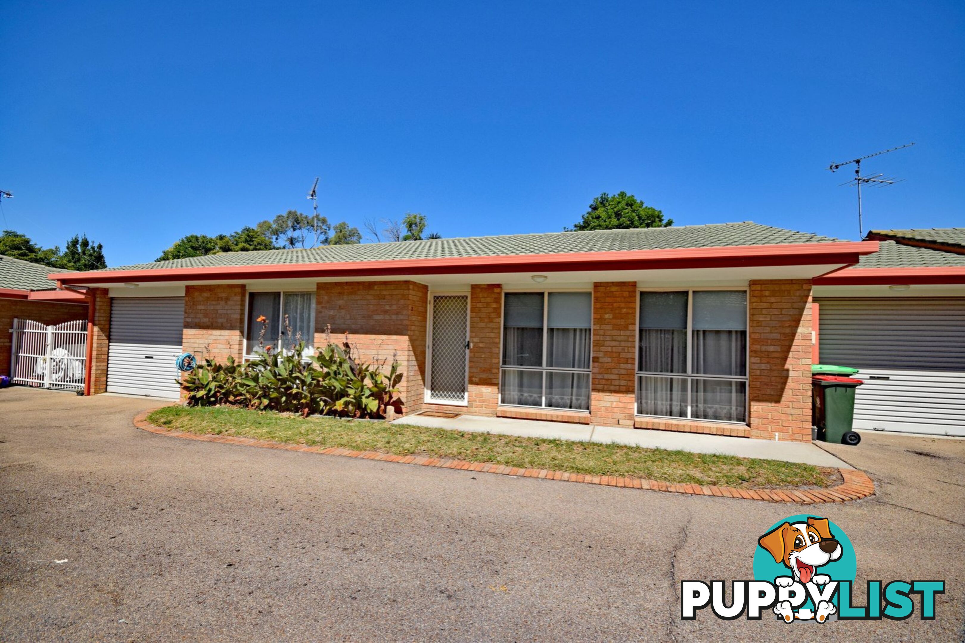 Unit 2/108 Main Road PAYNESVILLE VIC 3880