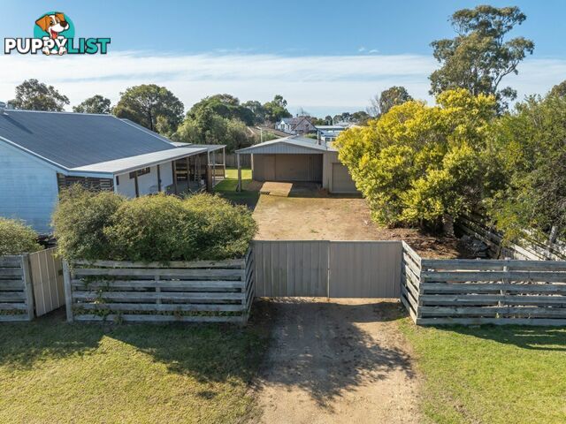 15 Dawsons Cove Drive NEWLANDS ARM VIC 3875