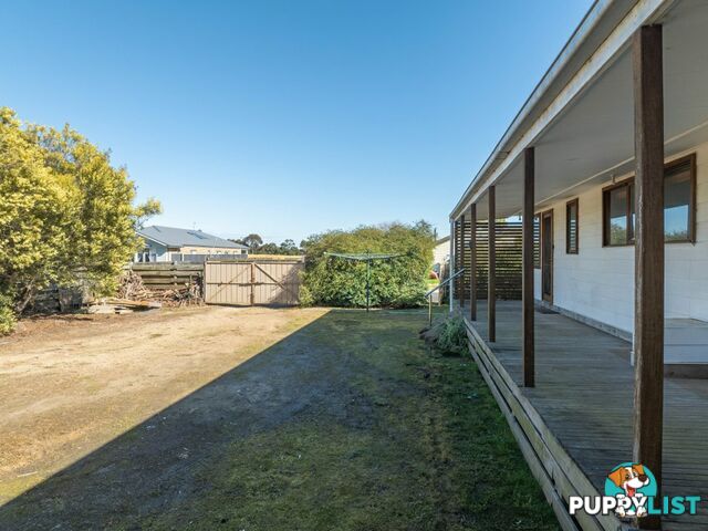 15 Dawsons Cove Drive NEWLANDS ARM VIC 3875