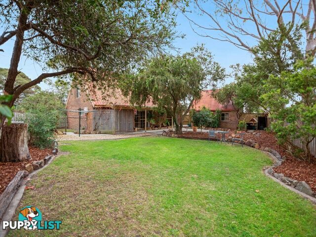 9 Lara Close PAYNESVILLE VIC 3880