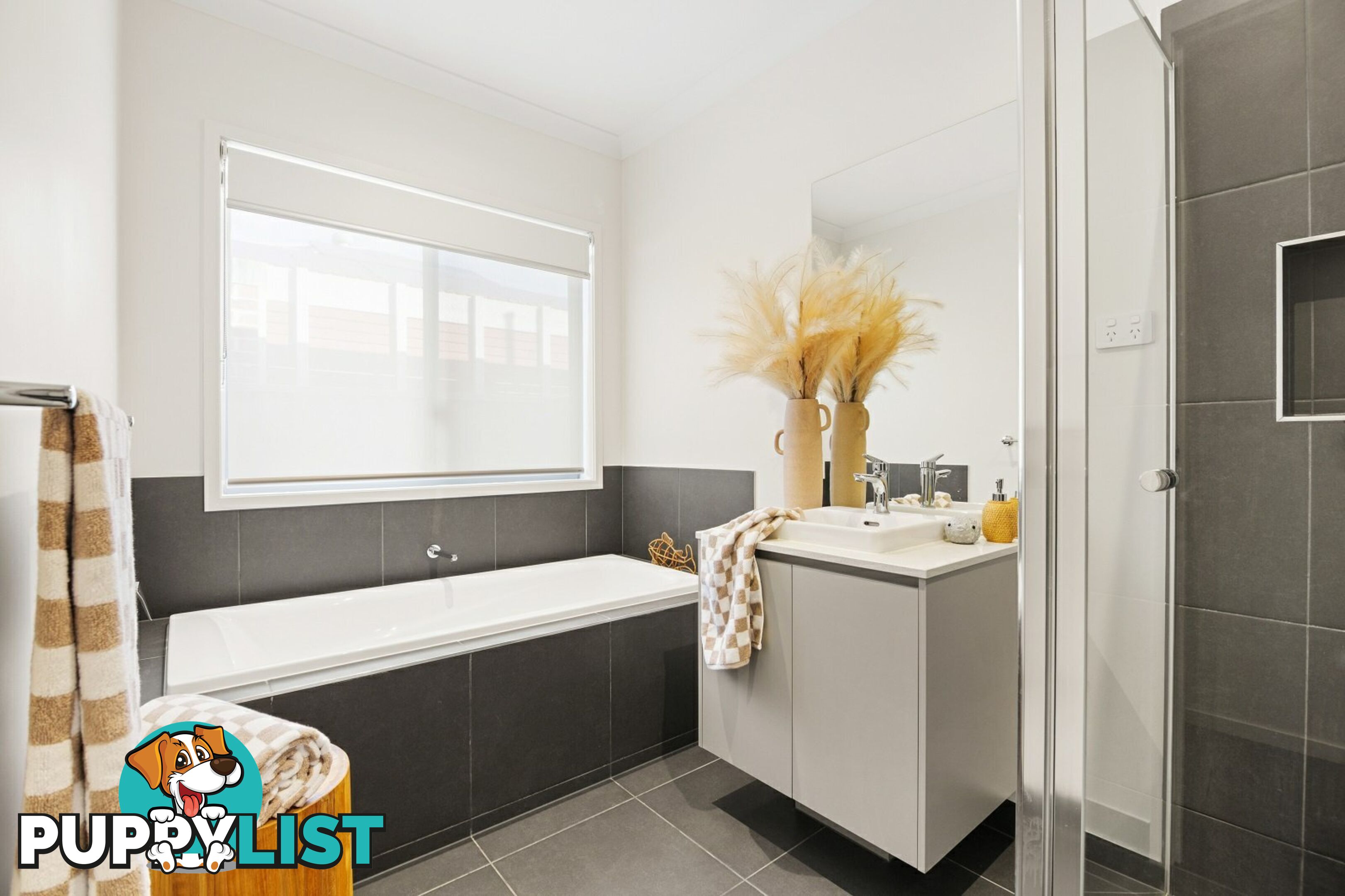 3 Haylock Drive PAYNESVILLE VIC 3880