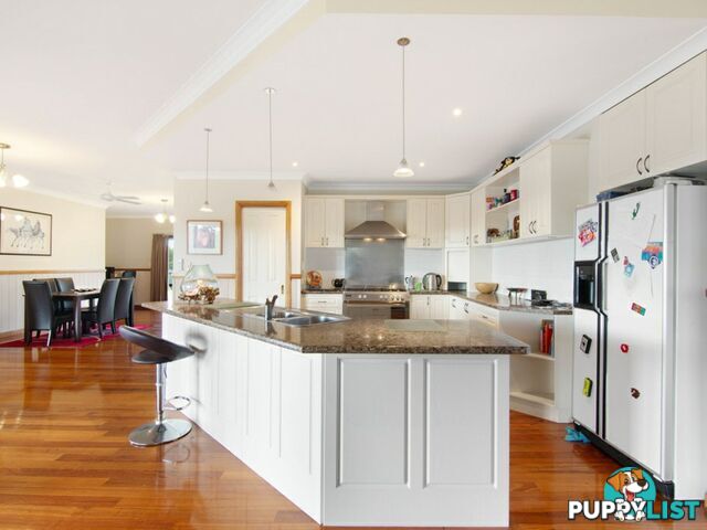 28 Kyra Court NEWLANDS ARM VIC 3875