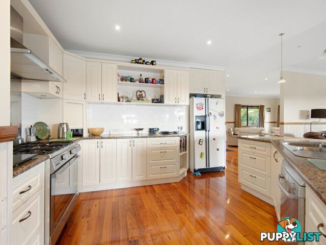 28 Kyra Court NEWLANDS ARM VIC 3875