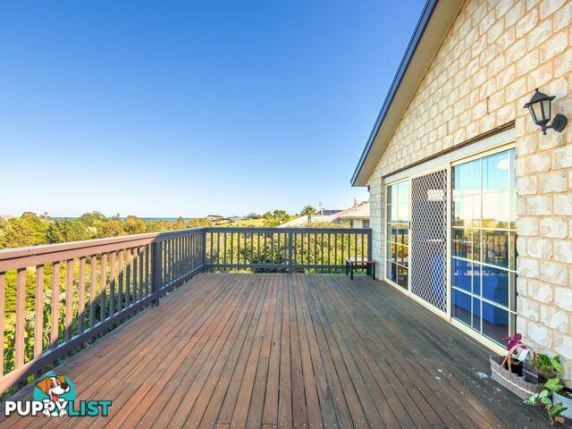 61 Stirling Drive LAKES ENTRANCE VIC 3909