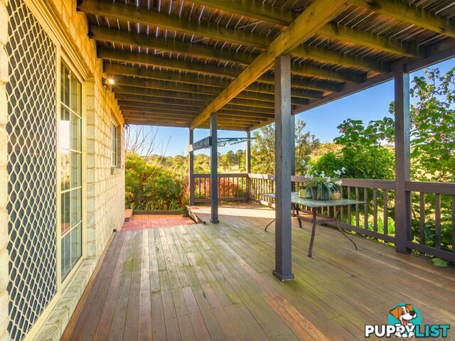 61 Stirling Drive LAKES ENTRANCE VIC 3909