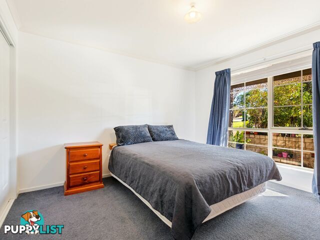 61 Stirling Drive LAKES ENTRANCE VIC 3909
