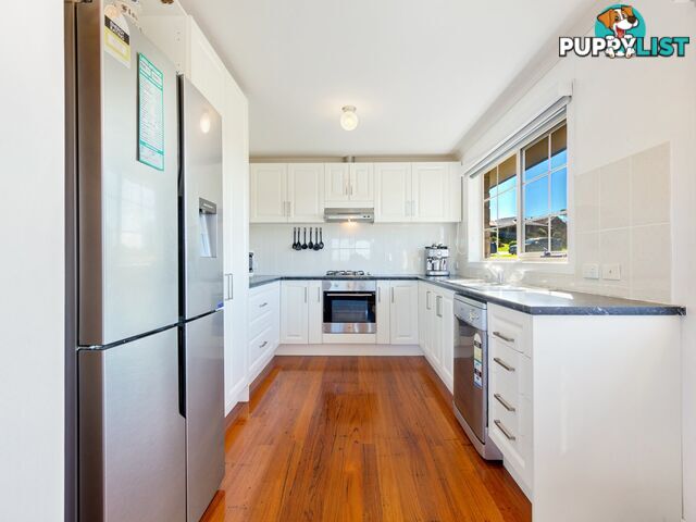 61 Stirling Drive LAKES ENTRANCE VIC 3909