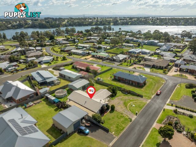 9 Midway Avenue NEWLANDS ARM VIC 3875