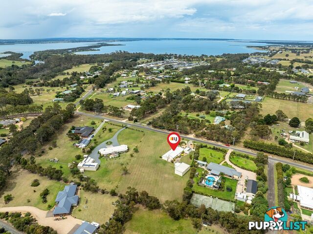 16 Lake Victoria Road EAGLE POINT VIC 3878