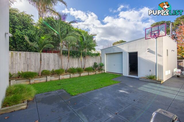 9 Government Road PAYNESVILLE VIC 3880