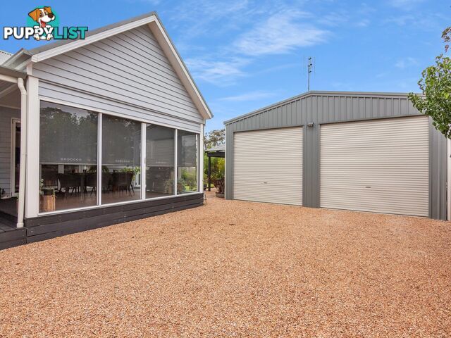 8 Seagreen Close EAGLE POINT VIC 3878